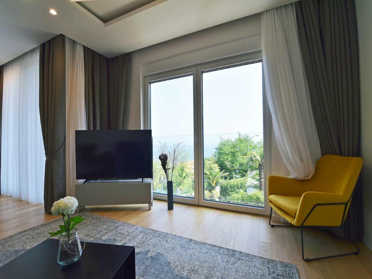 Apartments In Villa Ziza, Rooftop Swimming Pool Opatija Exteriér fotografie
