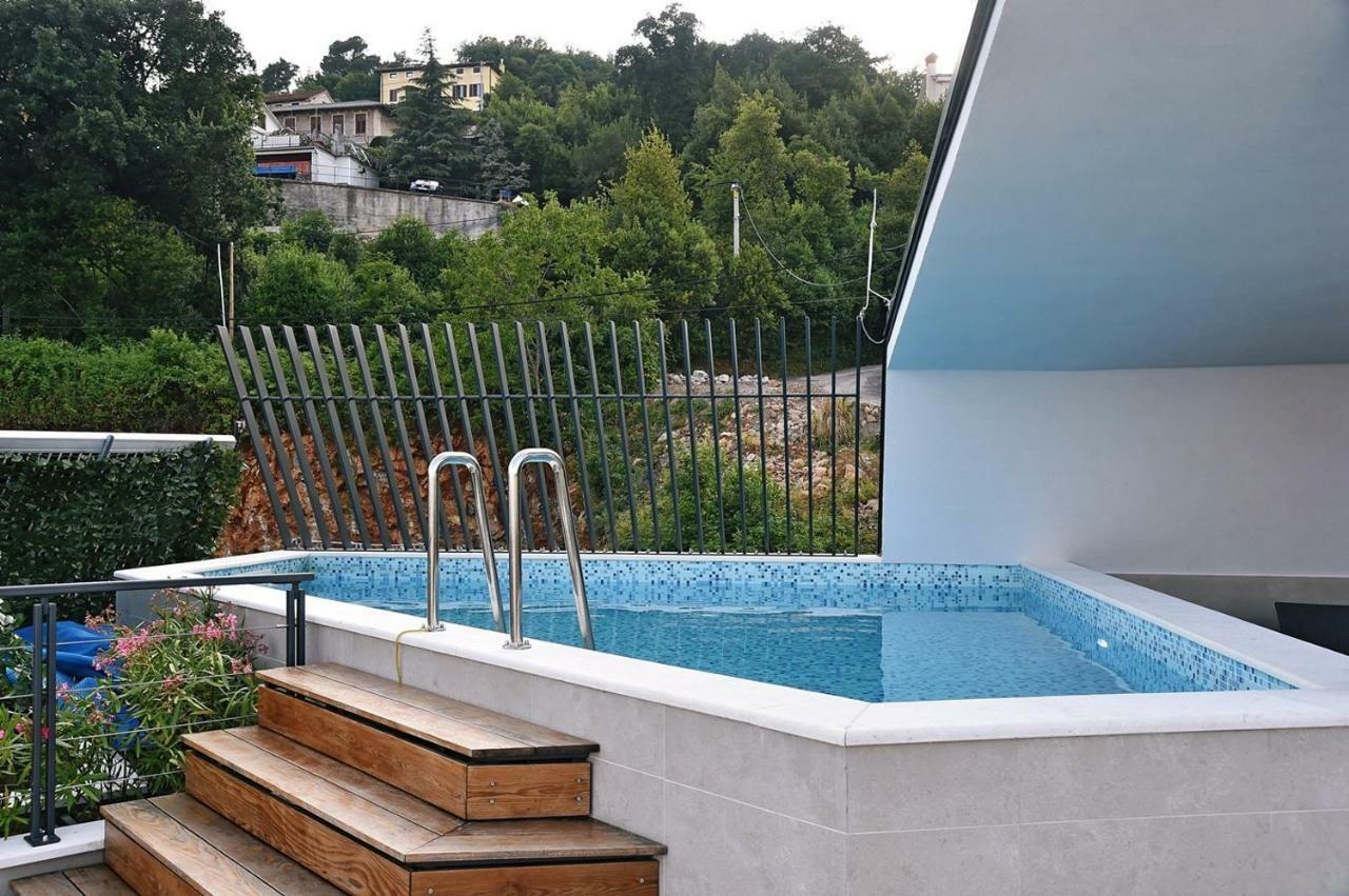 Apartments In Villa Ziza, Rooftop Swimming Pool Opatija Pokoj fotografie